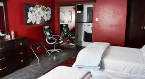 Casadeross Guest House - Image 3