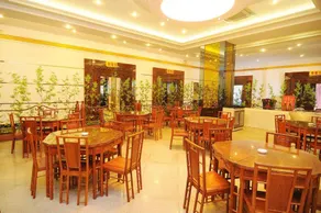 Yuehai Hotel - Image 3
