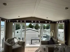 Sea Breeze Cabin - Image 4