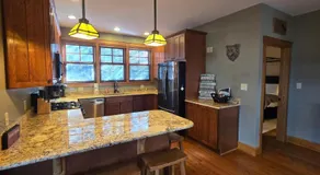 Better At The Lake- 4 bedroom with Hot Tub - Image 5