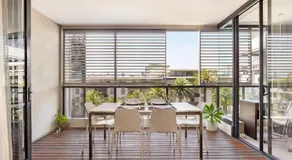 Stylish 1 bdrm Camperdown - Car park, Gym & Pool - Image 5