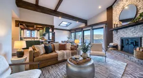 The Haüs Windham - Spacious Suites, Hot Tub, Mountain Views! - Image 3