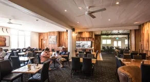 The Corner Hotel Alexandra - Image 3