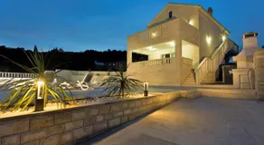 Villa Lokanjac with pool and panoramic sea view - Image 4