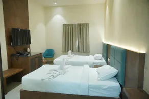 COMFORT STAY LUXURY ROOMS - Image 2