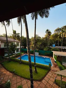 Tipsy Spring Resort - Image 5