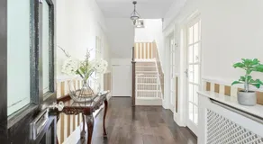 Family Home By The Sea - Image 3