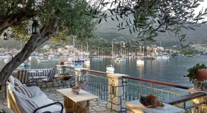 Waterside Apartments - Image 2