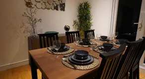 Premium 3BR House - Loughton - by Rent Squared LTD - Image 5
