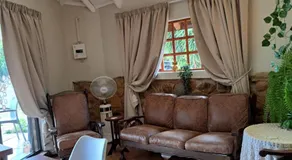 La Frans Guesthouse - Image 4