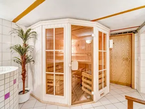 Charming Holiday Home in Neustadt am Rennsteig with Sauna - Image 5