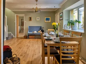 Riverside holiday home in Dolgellau, No Deposit - Image 3