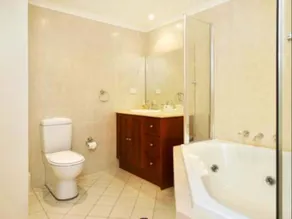 Superior Apartment with Views - Image 2