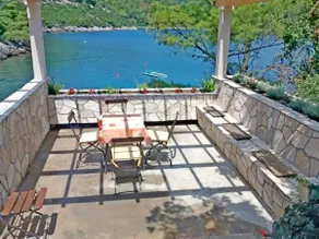 House Anna - Image 2
