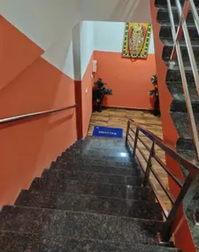 OYO Hotel Shee Dwarika - Image 5