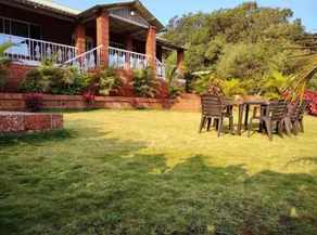 Akhade's Valley Villa - Image 2