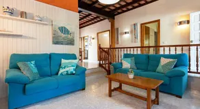 Villa à 30 m de la plage de Cambrils avec vue sur la mer, Wi-Fi, terrasses et jardin - Image 2