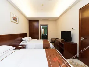Yifeng Hotel - Image 4