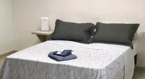 Casa edícula no centro com Smart TV - Image 4