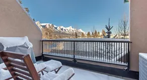 Incredible Mountain View Townhouse in DT Canmore w/ A/C & U/A Parking - Image 5
