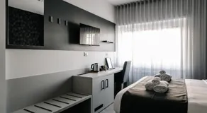 B&B LUMAS - Image 3