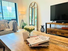 Elegant 2Bedroom with Balcony in Dubai Marina - Image 3