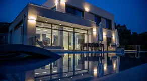 Presidential Beach Villa - Image 3