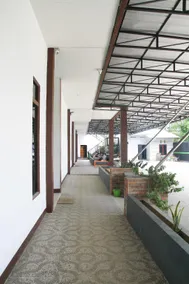 Metro Inn - Image 2