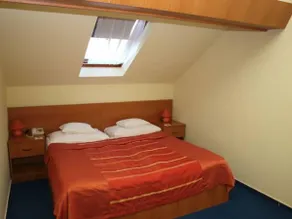 Lugas Hotel - Image 5
