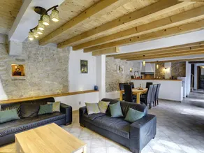 Villa in Batlug with Private Pool - Image 5