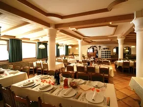 Hotel Valacia - Image 3