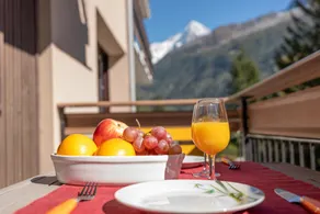 Appartement lumineux à Chamonix avec vue imprenable sur Mont Blanc et parking - Image 5