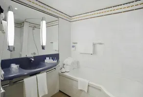 Railway Lodge Motel - Image 2