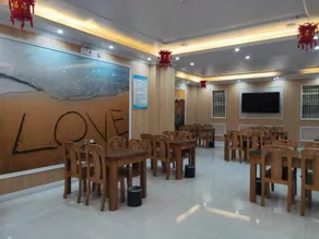 Xinjinjiang Boutique Hotel - Image 4