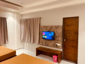 Hotel TrushaDham Near to Mahalaxmi Temple Kolhapur - Image 5