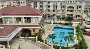 10 Min to Airport 1-Bedroom Pool Business Ready - Image 3