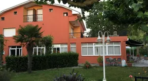 Hostal Restaurante Luz de Luna - Image 4