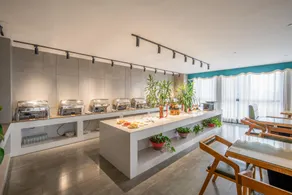 Rezen Select Hotel Quzhou Oriental Plaza - Image 5