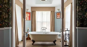 The Drayton Court Hotel - Image 2