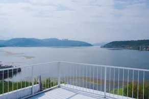 大理子鱼居洱海理想邦店 Dali Fish Inn Seaview Hotel - Image 4