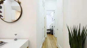 62-2B Renovated 1BR in Prime Upper East Side - Image 4