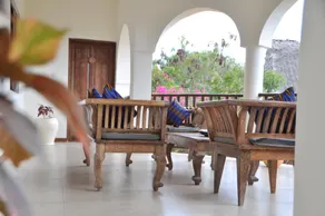 Zan View Hotel - Image 3