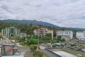 Fengxiang Hotel - Image 2