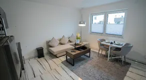 Feel like Home 1 - Image 2