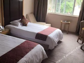 Xin Kai Yue Hotel - Image 2