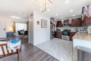 Orlando's Anime House - Image 2