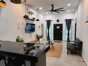 Unit 01 Homestay Private pool & Netflix Muar - Image 2