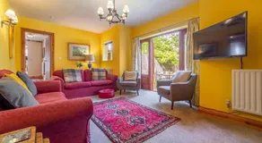 Stable Cottage - Image 2