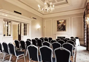 Copthorne Hotel Effingham Gatwick - Image 3