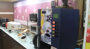 Beethoven Express Hotel - Image 4